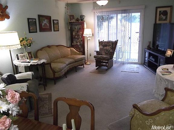 5th image of 1687 Valmor Ct