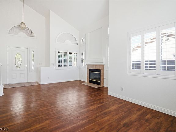 4th image of 244 Camelback Ridge Ave
