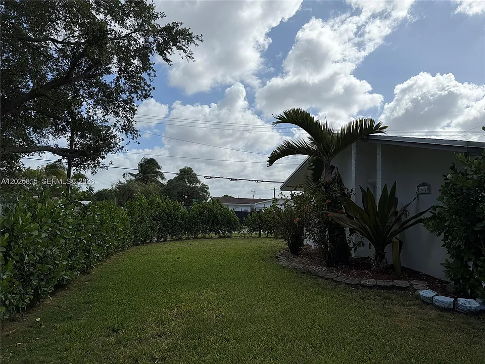 19640 Lenaire Dr