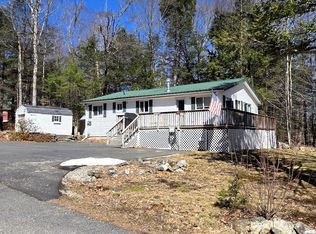 11 Avalon Rd, Farmington, NH 03835