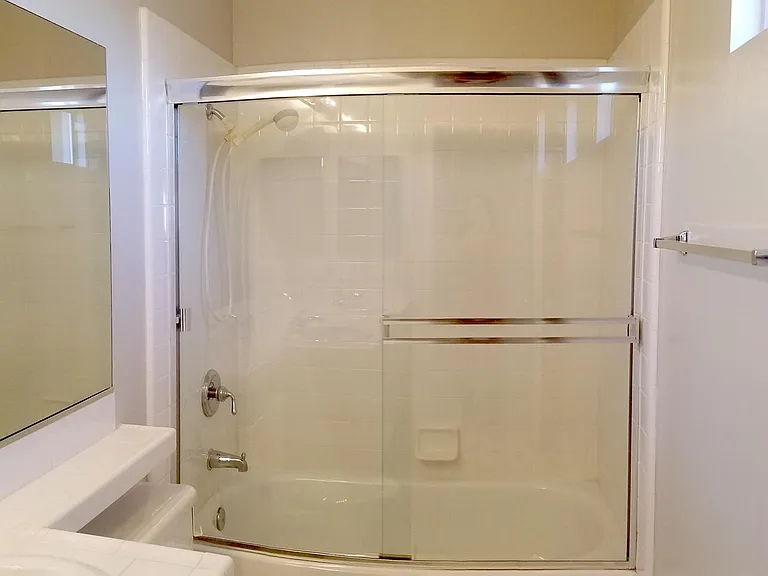 8804 E Crestview Ln — Photo 27