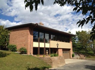 3 SW 3rd St, Grand Rapids, MN 55744