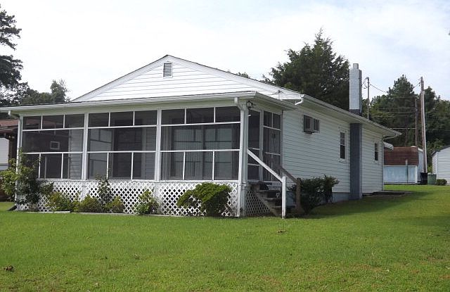 1st image of 2163 Roane Ave