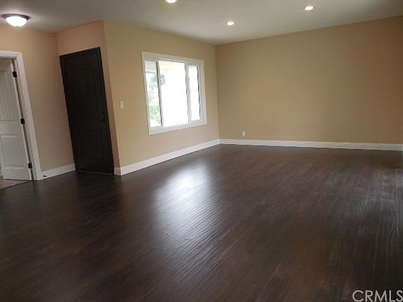 3rd image of 11065 Chadsey Dr