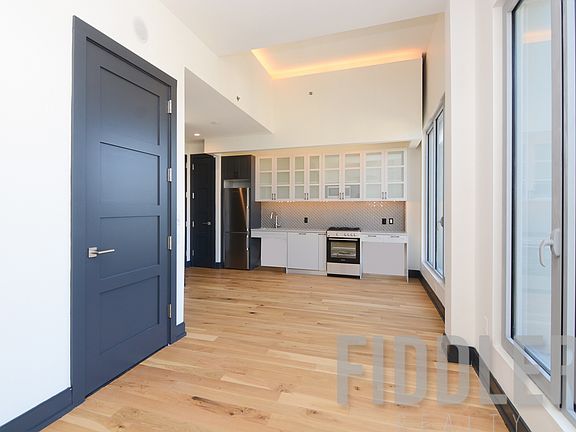 2nd image of 10 Montieth St #661A
