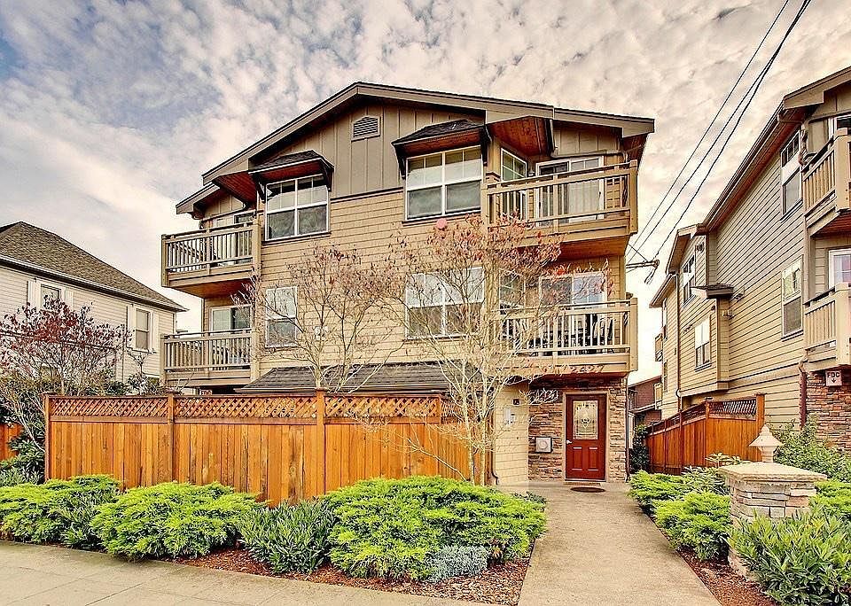 1st image of 2427 NW 59th St Unit 302