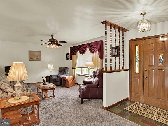 4th image of 1805 Briarcreek Ln