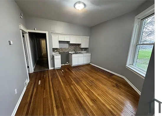 6229 S Justine St #1 — Photo 10