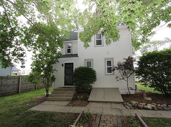 5th image of 334 E Kimball Ave