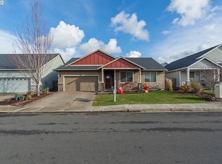 667 Kelsey Loop, Molalla, OR 97038