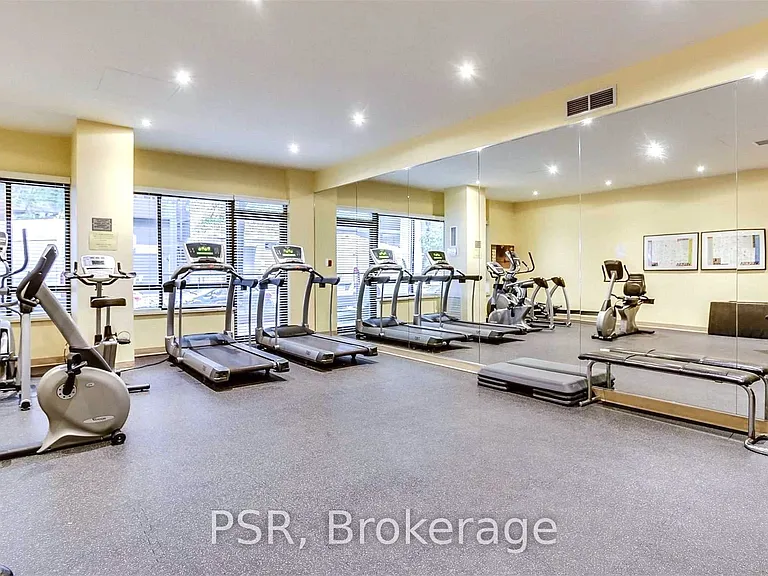 280 Simcoe St #1402 — Photo 27