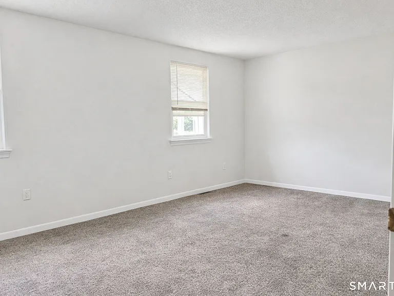16 E Gate Ln #16 — Photo 7