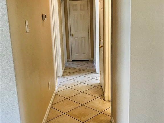 5th image of 9305 Cynthia Ct