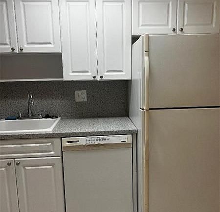 2nd image of 7340 Lake Circle Dr APT 206