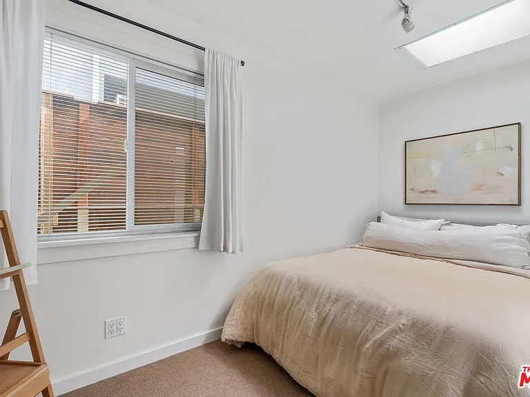 648 Palms Blvd — Photo 18