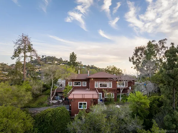 9844 Summit Dr, La Mesa, CA 91941