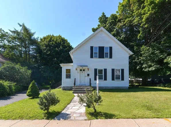 136 West St, Milford, MA 01757