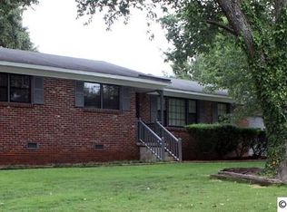 2004 Club View Dr NW, Huntsville, AL 35810