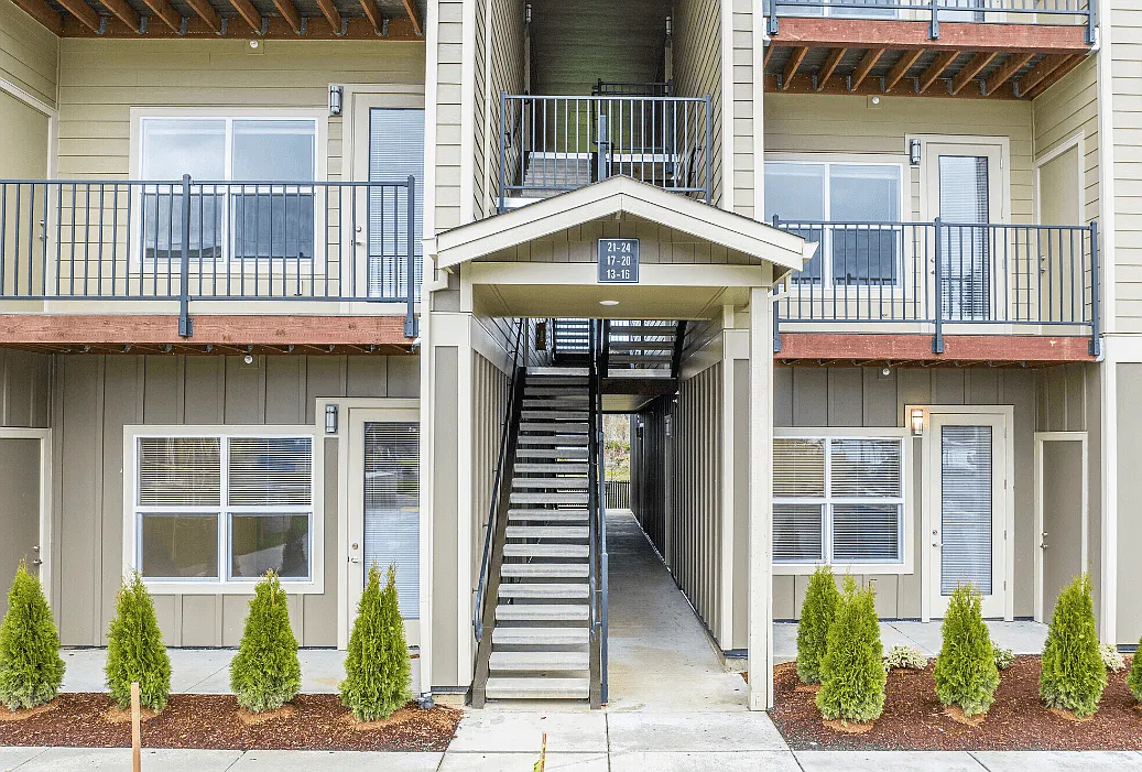 The Jax Apartments — Photo 2