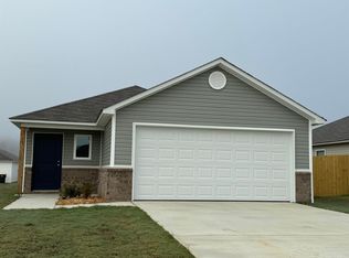 11 Candlelight Dr, Conway, AR 72032