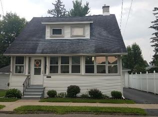 583 Lyon St, Elmira, NY 14904