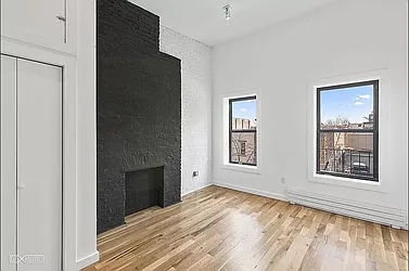 Rented by Nolita Group