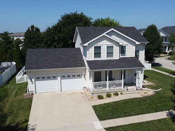 3rd image of 2755 Somerset Dr