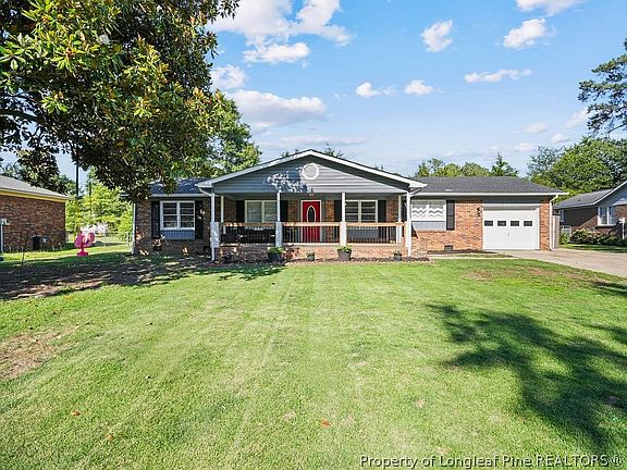 3rd image of 1125 Thornwood Pl