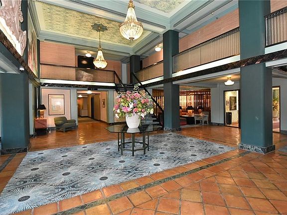 2nd image of 19000 Lake Rd APT 528