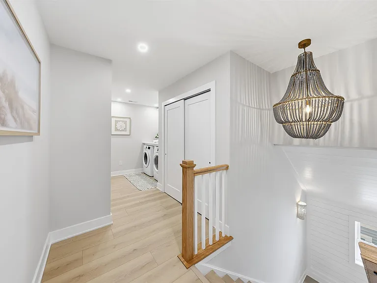 105 S Stratford Ave #BEACHBLOCK JULY AUG — Photo 38