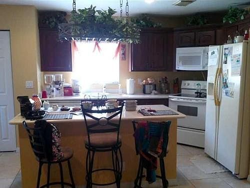 2nd image of 6120 Willoughby Cir