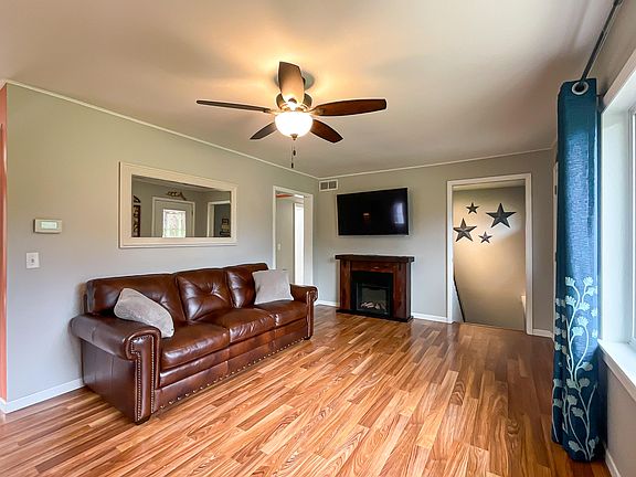 5th image of 14290 Algoma Ave NE