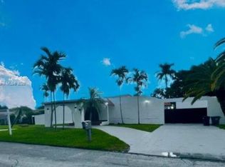 7240 SW 58th St, Miami, FL 33143