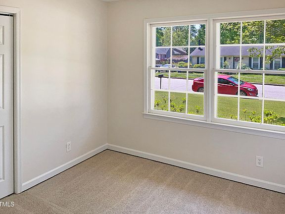 3rd image of 3408 Marquis Dr