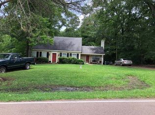 1042 E Broadwater Rd, Jackson, MS 39212