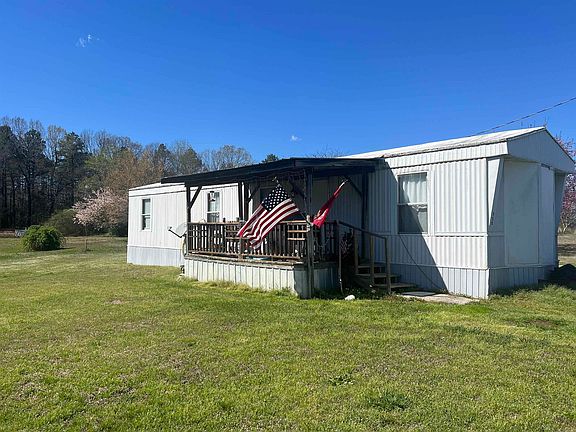 3rd image of 111 Mountain Home Dr
