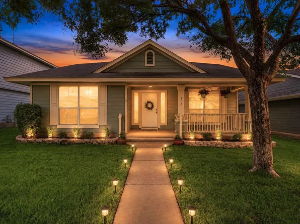700 Scheel, Kyle, TX 78640