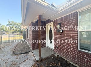 121 N 24th St APT 1, Corsicana, TX 75110