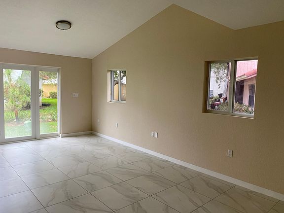 4th image of 3565 NW 114th Ln