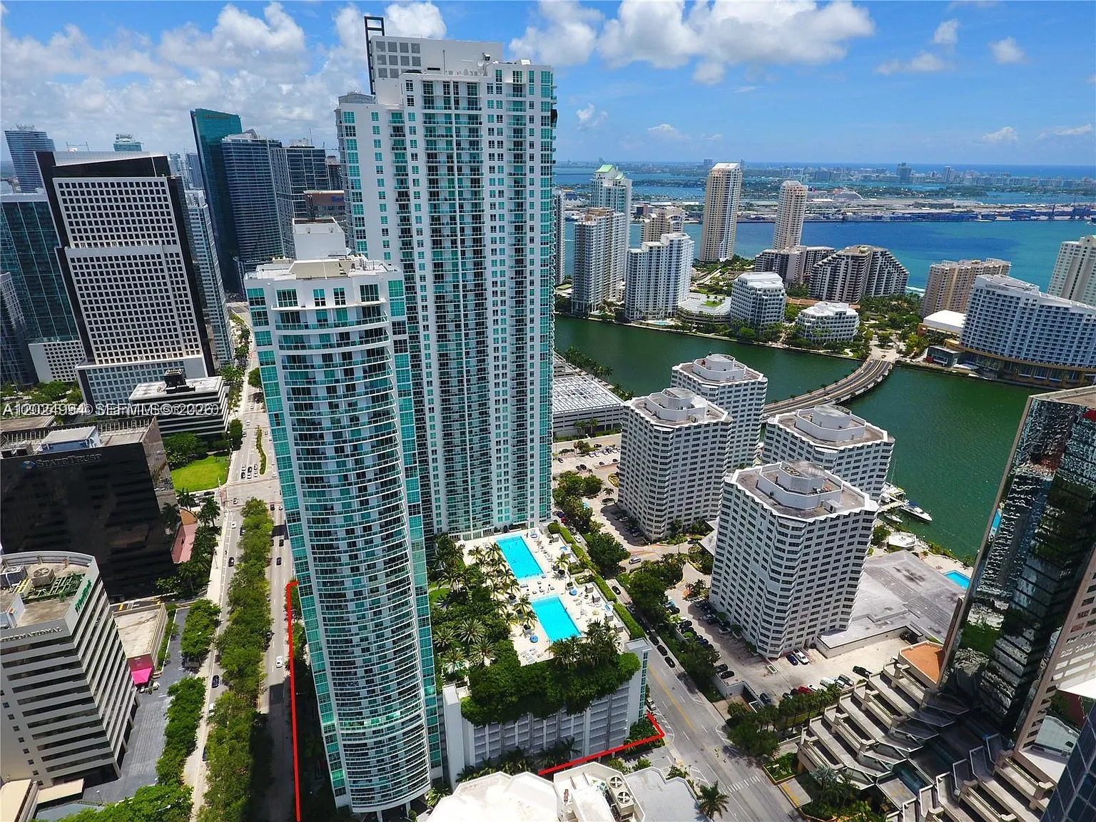 The Plaza 851 Brickell Co — Photo 2