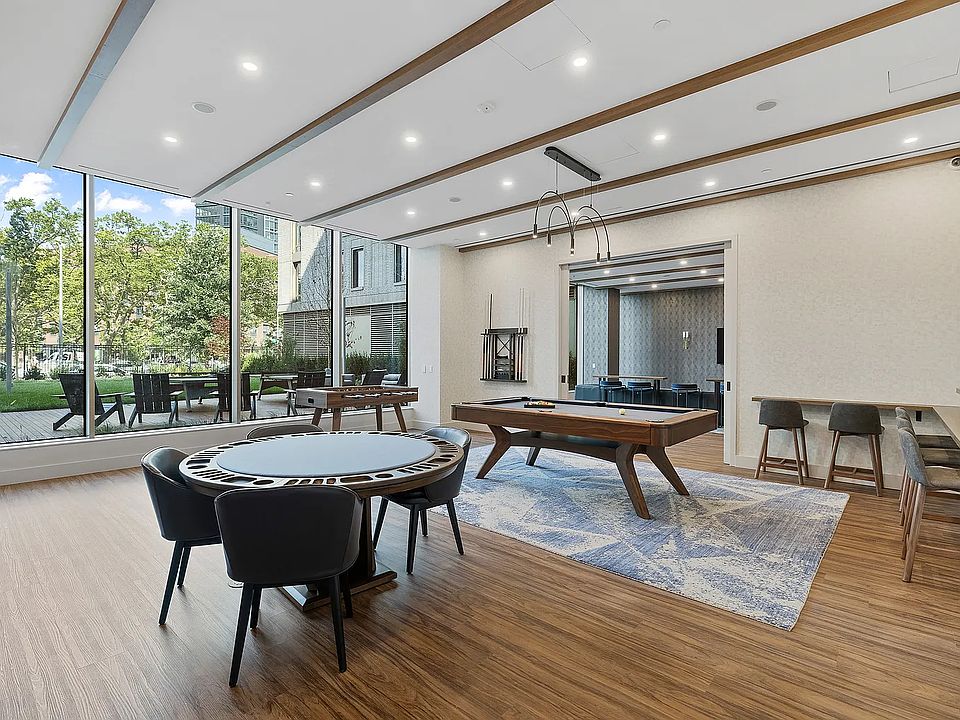 1st image of 65 Dupont St #320