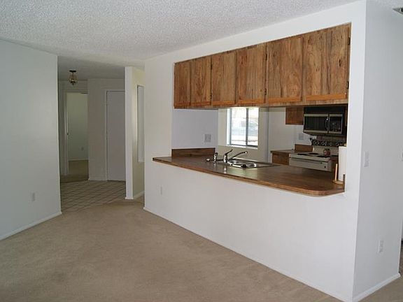 4th image of 5311 Black Pine Dr
