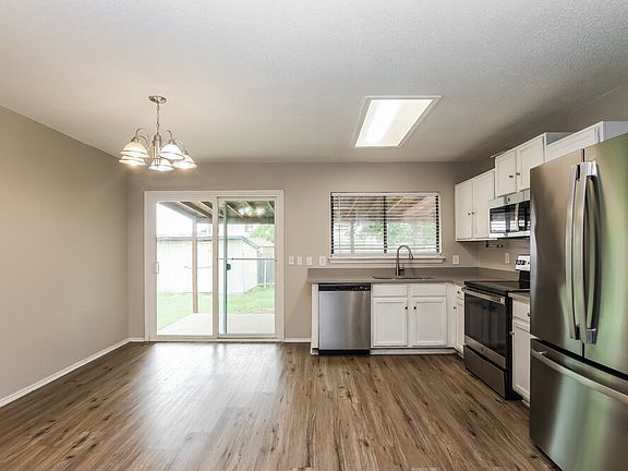 5th image of 1012 Aransas Cv