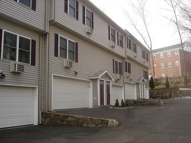 Two Bedroom Townhouse