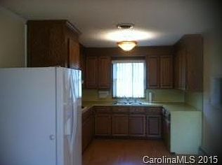 2nd image of 817 Carolina Ave N