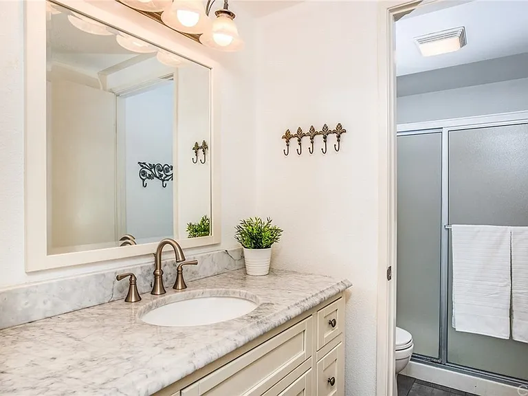 2510 E Willow St #208 — Photo 7