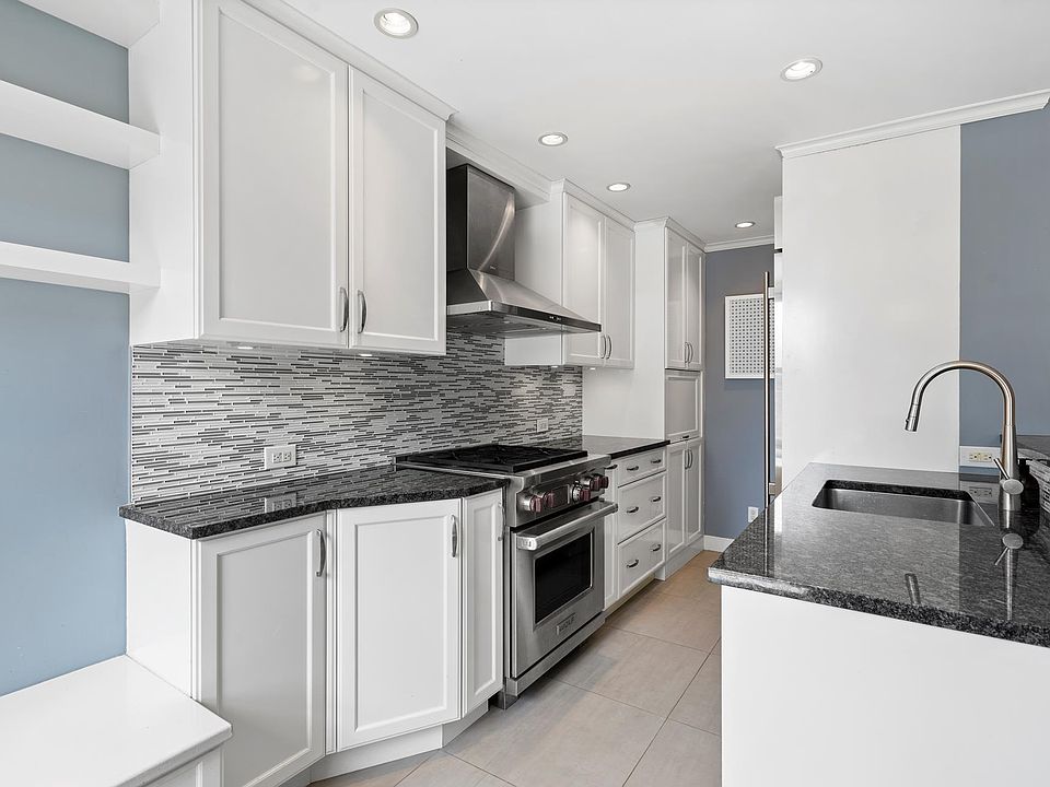 1st image of 230 W End Ave #12GA