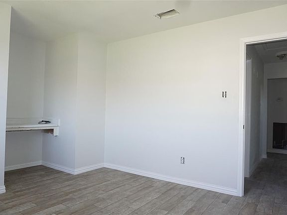 3rd image of 12822 Bay Cedar Dr
