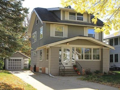 2429 4th Ave SE, Cedar Rapids, IA, 52403
