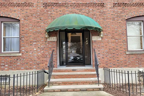 117 Forest St #2L Photo 1